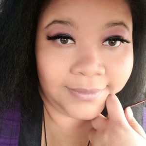 Meet your Posher, Jasmine